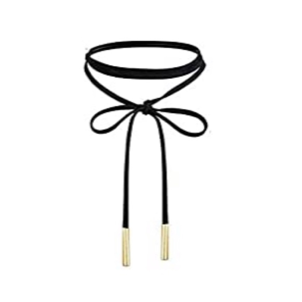 Black choker